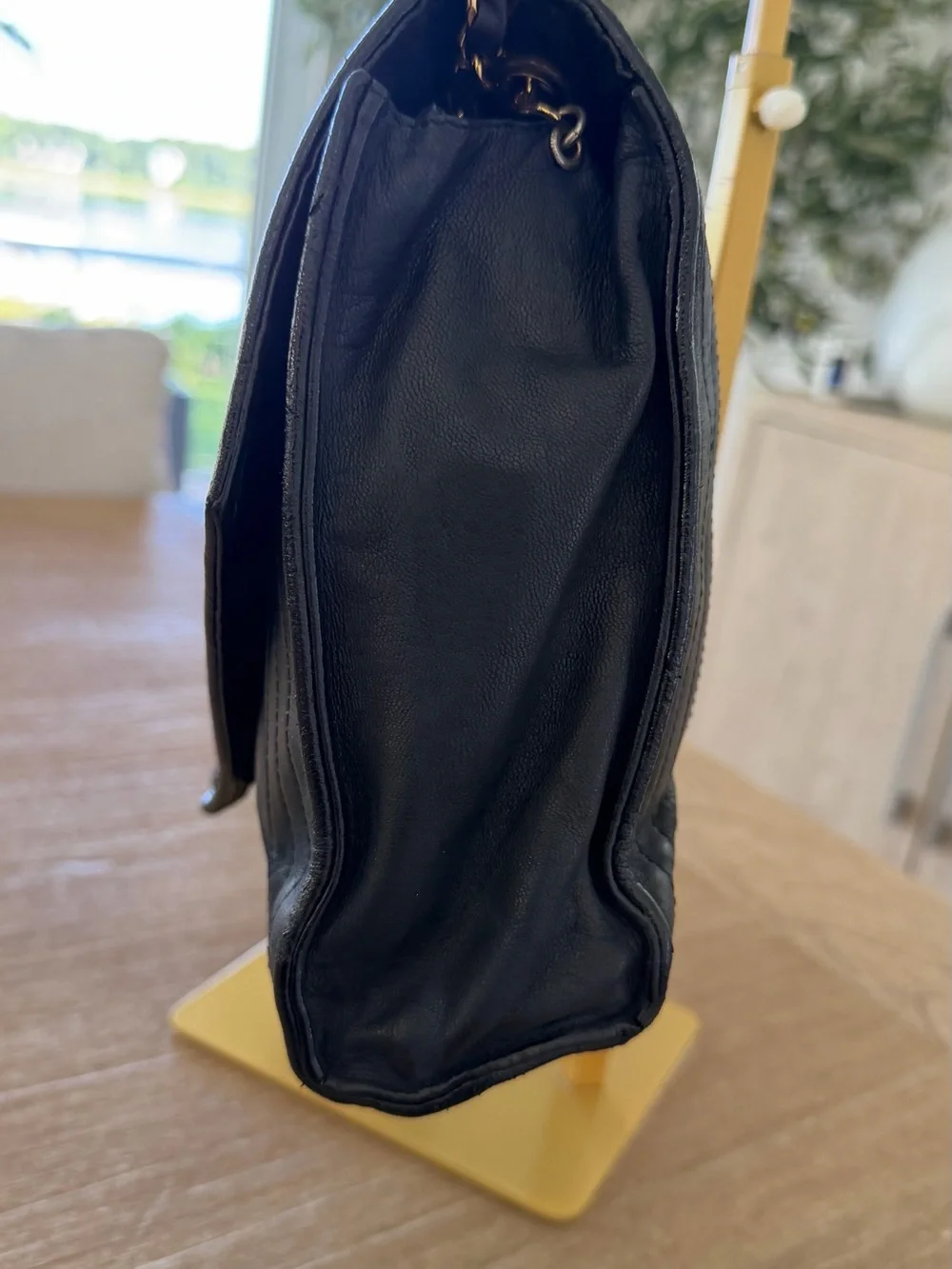 CHANEL shoulder bag